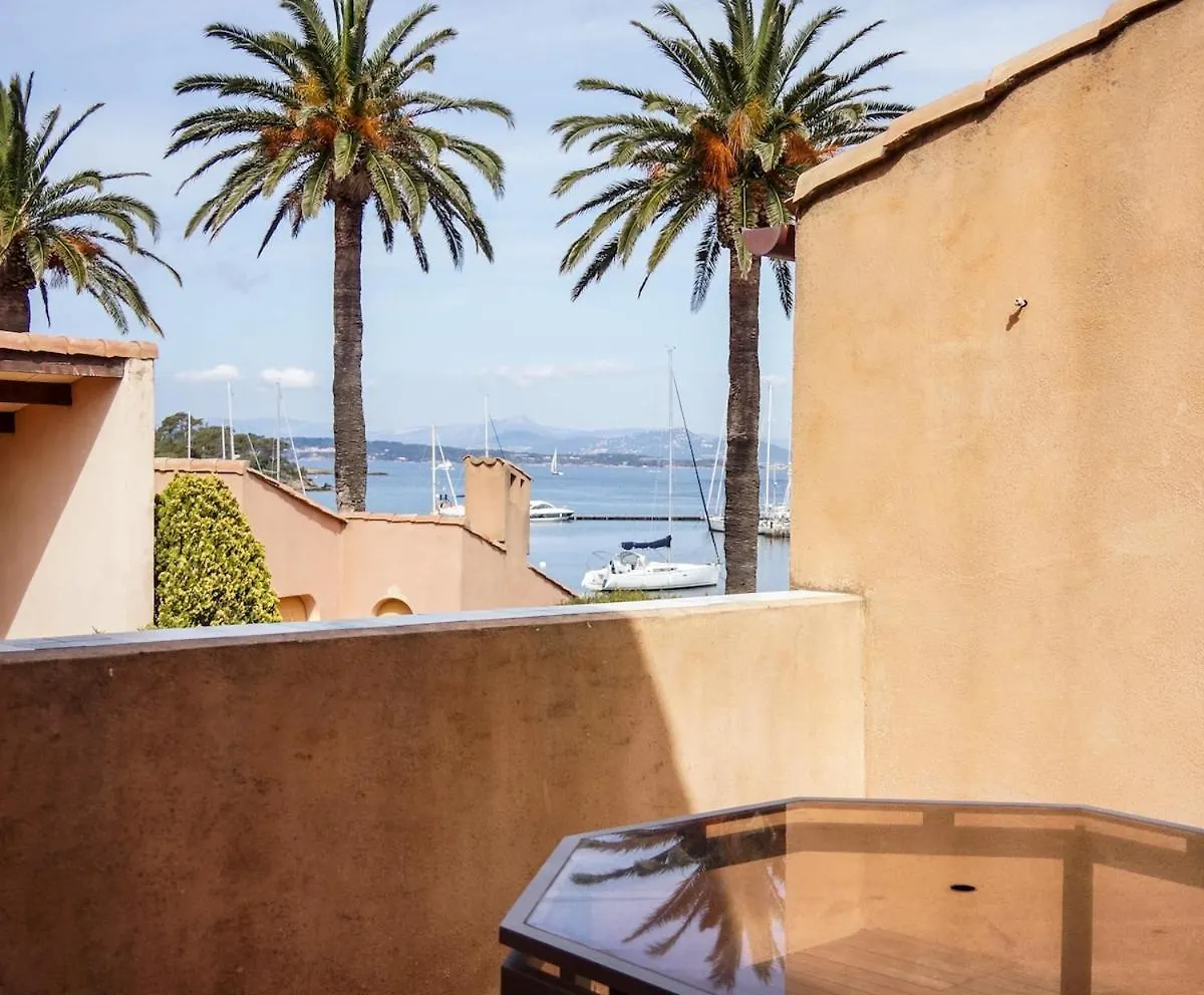 Porquerolles Island Architectural Seaview Apartment Hyeres