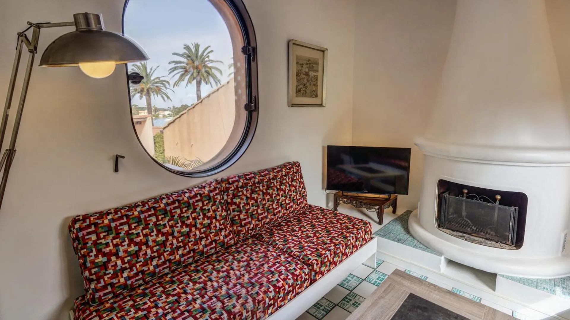 Porquerolles Island Architectural Seaview Apartment Hyeres France