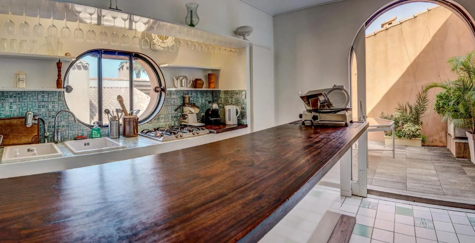 Porquerolles Island Architectural Seaview Apartment Hyeres